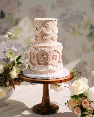 2 tier Cakes