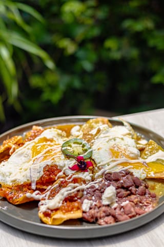 Chilaquiles Divorciados